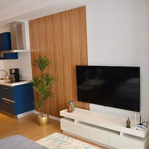  Aparthotel Luxxe Interior Design - Acqua Private Residences